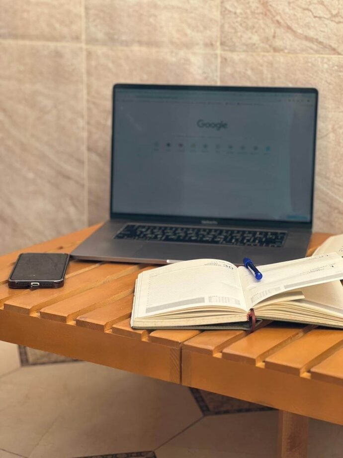 ⁦طاولة الخرجات القابلة للطي⁩ - الصورة ⁦3⁩